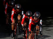 Das amerikanisch-schweizerische Team BMC gehört beim Mannschaftszeitfahren in Frauenfeld zu den ersten Anwärtern auf den Sieg (Bild: KEYSTONE/EPA/SEBASTIEN NOGIER)