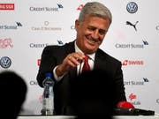 Blickt auf eine gelungene Vorbereitung zurück und ohne grosse Sorgen voraus: der Schweizer Nationaltrainer Vladimir Petkovic (Bild: KEYSTONE/TI-PRESS/SAMUEL GOLAY)