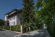Die Villa Obergrundstrasse 92 in Luzern. (Bild: Pius Amrein, 12. April 2017)
