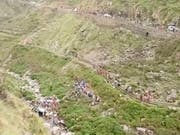 Der Unfall ereignete sich im Bezirk Pauri Gaehwal in dem gebirgigen Bundesstaat Uttarakhand. (Bild: KEYSTONE/AP KK Production)