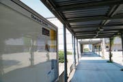 Auch auf dem Schulhausplatz der Oberstufe in Goldach sind Littering und Vandalismus ein bekanntes Problem. (Bild: Jolanda Riedener)
