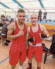 Matheus de Sousa (v.l.) und Muhammed Temizer vom BC Rheintal gewannen ihre Kämpfe. (Bild: pd)