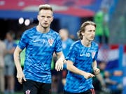 Auf sie wird es gegen England wieder ankommen: Kroatiens Antreiber im Mittelfeld, Ivan Rakitic (links) und Luka Modric (rechts) (Bild: KEYSTONE/EPA/FRANCK ROBICHON)