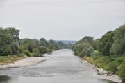 Die Thur nach der Rohrer Brücke.