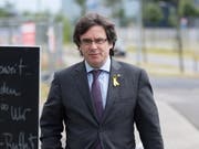 Der katalanische Separatistenführer Carles Puigdemont will sich mit allen Mitteln gegen seine Auslieferung von Deutschland an Spanien wehren. (Bild: KEYSTONE/EPA/MARKUS HEINE)