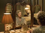 Herrlich nostalgisch: Maggie Smith in der TV-Serie «Downtown Abbey». Nun kommt die Geschichte mit weitgehend derselben Crew auf die grosse Leinwand. (Bild: Pressebild)