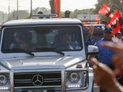 Mit Autokorso, Generalstreik und weiteren Protestaktionen versuchen zahlreiche Menschen in Nicaragua am Freitag gegen die dortige Regierung zu demonstrieren. (Bild: KEYSTONE/AP/ALFREDO ZUNIGA)