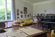 Blick in die Villa Senar in Hertenstein, mit originalgetreuer Einrichtung. (Bild PD)