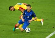 Und sein Teamkollege Laurent Koscielny. (Bild: Keystone)