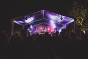 Bilder wie dieses gehören der Vergangenheit an. Am Samstag fand in Hergiswil zum letzten Mal das Lakeside Festival statt. (Bilder: pd, Hergiswil, 14. Juli 2018)