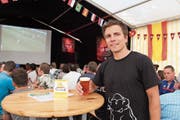 Urs Wagner, Geschäftsführer von Stiär Biär, fieberte beim WM-Final mit rund 120 Fans mit. (Bild: Markus Zwyssig (Altdorf, 15. Juli 2018))