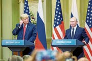 Zufriedene Gesichter nach dem Vier-Augen-Gespräch: Donald Trump (links) und Wladimir Putin an der anschliessenden Pressekonferenz. (Bild: Mauri Ratilainen (Helsinki, 16. Juli 2018))