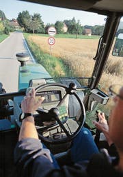 Rund 300 Schweizer Bauern sind in Deutschland aktiv. (Bild: Gaëtan Bally/Keystone)