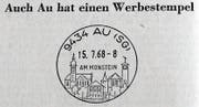 Der Werbestempel von Au mit den beiden Kirchen und dem Gemeindehaus. (Bild: Der Rheintaler, 1968)
