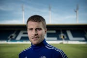 Beim Saisonstart seiner Mannschaft nicht dabei: FCL-Verteidiger Claudio Lustenberger. (Bild: Pius Amrein (Luzern, 30. März 2017))