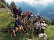 Die gut gelaunte Wandergruppe vor dem Abstieg nach Engelberg. (Bild: Georg Epp (Engelberg, 14. Juli 2018)