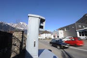 Die Urner Kantonspolizei wendet für Geschwindigkeitskontrollen unterschiedliche Messsysteme an. (Bild: Urs Hanhart, Altdorf, 14. März 2013)
