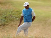Tiger Woods in der typischen Golfplatz-Landschaft von Carnoustie (Bild: KEYSTONE/AP/JON SUPER)
