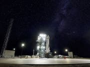 Eine Rakete des Unternehmens Blue Origin brachte die stinkende Ladung ins All. (Bild: Blue Origin)