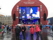 Wenig los in der Fanzone von St. Petersburg am Tag vor Schweiz-Schweden. (Bild: Raphael Gutzwiller)
