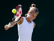 Das tut weh: Viktorija Golubic schied in Wimbledon auf ärgerliche Art aus (Bild: KEYSTONE/PETER KLAUNZER)