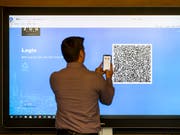 Die erste Blockchain-basierte Konsultativabstimmung in der Stadt Zug hat funktioniert. (Bild: KEYSTONE/ALEXANDRA WEY)