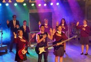 Insgesamt 37 Schüler treten beim Musical «School of Rock» auf. (Bild: Christoph Heer)
