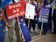 Immer mehr Firmenchefs in Grossbritannien fürchten den nahenden Austritt aus der EU. (Bild: KEYSTONE/AP/MATT DUNHAM)