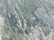 Der Gleitschirmpilot stürzte bei einer Bergflanke oberhalb von Ausserberg VS ab. (Bild: KAPO VS)