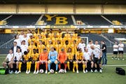   A year ago, these players would have been even cheaper: The Young Boys in the team photo before the start of the season. (Photo: Urs Lindt / freshfocus (Bern, July 18, 2018)) 