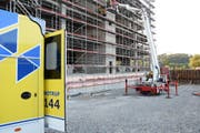 Der 29-Jährige stürzte aus dem vierten Stock. (Bild: Kantonspolizei St.Gallen)