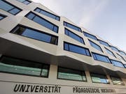 Universitätsgebäude in Luzern: Der Professor der Theologischen Fakultät muss seinen Posten räumen. (Bild: KEYSTONE/URS FLUEELER)
