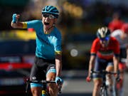 Der Däne Magnus Cort Nielsen freut sich über seinen Etappensieg nach der 15. Etappe der Tour de France (Bild: KEYSTONE/AP/PETER DEJONG)