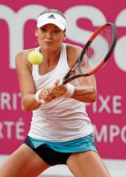 Die Tschechin Tereza Martincova spielte im Vorjahr am WTA-Turnier von Gstaad, ab nächster Woche steht sie für Sursee im Einsatz. (Bild: Peter Klaunzer/Keystone (Gstaad, 21. Juli 2017))