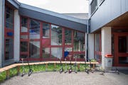 Das Schulhaus in Eggersriet, am Freitag, 2. Juni 2017. © Benjamin Manser / TAGBLATT