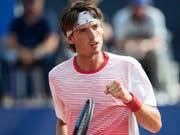 Marc-Andrea Hüsler feiert im ersten Spiel auf der ATP-Tour gleich den ersten Sieg (Bild: KEYSTONE/PETER SCHNEIDER)