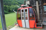 Die Luftseilbahn wurde 1964 erbaut und 2004 vollständig erneuert.