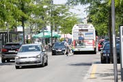 Wie die Autos im Boulevard künftig fahren dürfen, ist noch nicht klar. (Bild: Donato Caspari)
