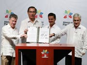 Die Präsidenten Kolumbiens, Perus, Mexikos und Chiles machen beim Freihandel vorwärts und unterzeichneten am Dienstag (Ortszeit) eine entsprechende Erklärung. (Bild: KEYSTONE/EPA EFE/JOSE MENDEZ)