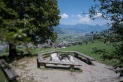 In Waldesnähe, hier am Stanserhorn, ist das Entfachen von Feuer verboten. Bild: Urs Flüeler / Keystone (Stans, 25. Juli 2018)