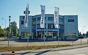 Steht leer: Die Weinfelder Filiale der Amag schliesst Ende Juli definitiv ihre Türen. (Bild: Mario Testa)