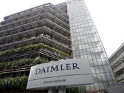 Hohe Sonderkosten haben das Ergebnis von Daimler belastet. (Bild: KEYSTONE/AP/Daniel Maurer)