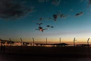   The Confederation limited nightly landings and take-offs at Zurich Airport. (Image: Christian Beutler / Keystone (Kloten, August 14, 2014)) 