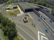 Blick auf den Tunnel Reussport. (Bild: René Meier, Luzern, 8. Juni 2014)