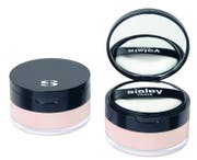 Kleine Wunderdose: Der lose «Phyto Poudre libre» von Sisley (ca. 80 Franken) verleiht einen ebenmässigen, schönen Teint und ist ganz einfach aufzutragen. Bilder: PD