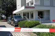 Diese Bank wurde überfallen. Bild: René Meier (Emmen, 27. Juli 2018)