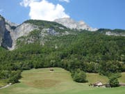 Der verunglückte Wingsuitpilot war in den Churfirsten vom Hinterrug aus gestartet und wollte in Walenstadt landen. (St. Galler Kantonspolizei) (Bild: St. Galler Kantonspolizei)