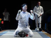   The greatest success of a Swiss fencing Team: Max Heinzer won the gold medal with the World Cup team in China (Photo: KEYSTONE / AP MTI / TAMAS KOVACS) 