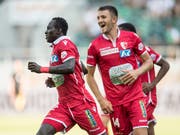 Anto Grgic (rechts) bereitete in St. Gallen einen Treffer vor und erzielte ein Tor mit einem herrlichen Freistoss selbst (Bild: KEYSTONE/BENJAMIN MANSER)