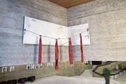 Heute regt sich niemand mehr auf: Antoni Tàpies’ «Gran Esquinçal». (Bild: Ralph Ribi (St. Gallen, 20. Dezember 2017))